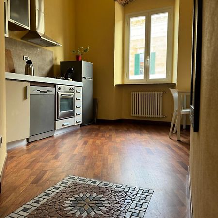 Aicha House Apartment Livorno Bagian luar foto