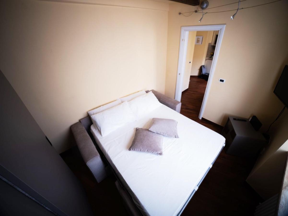Aicha House Apartment Livorno Bagian luar foto