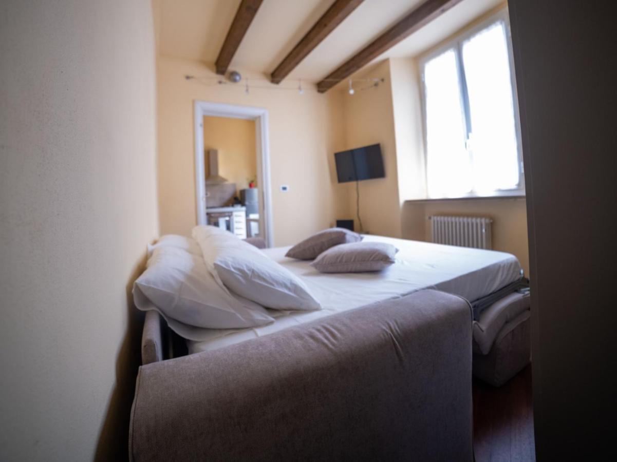 Aicha House Apartment Livorno Bagian luar foto