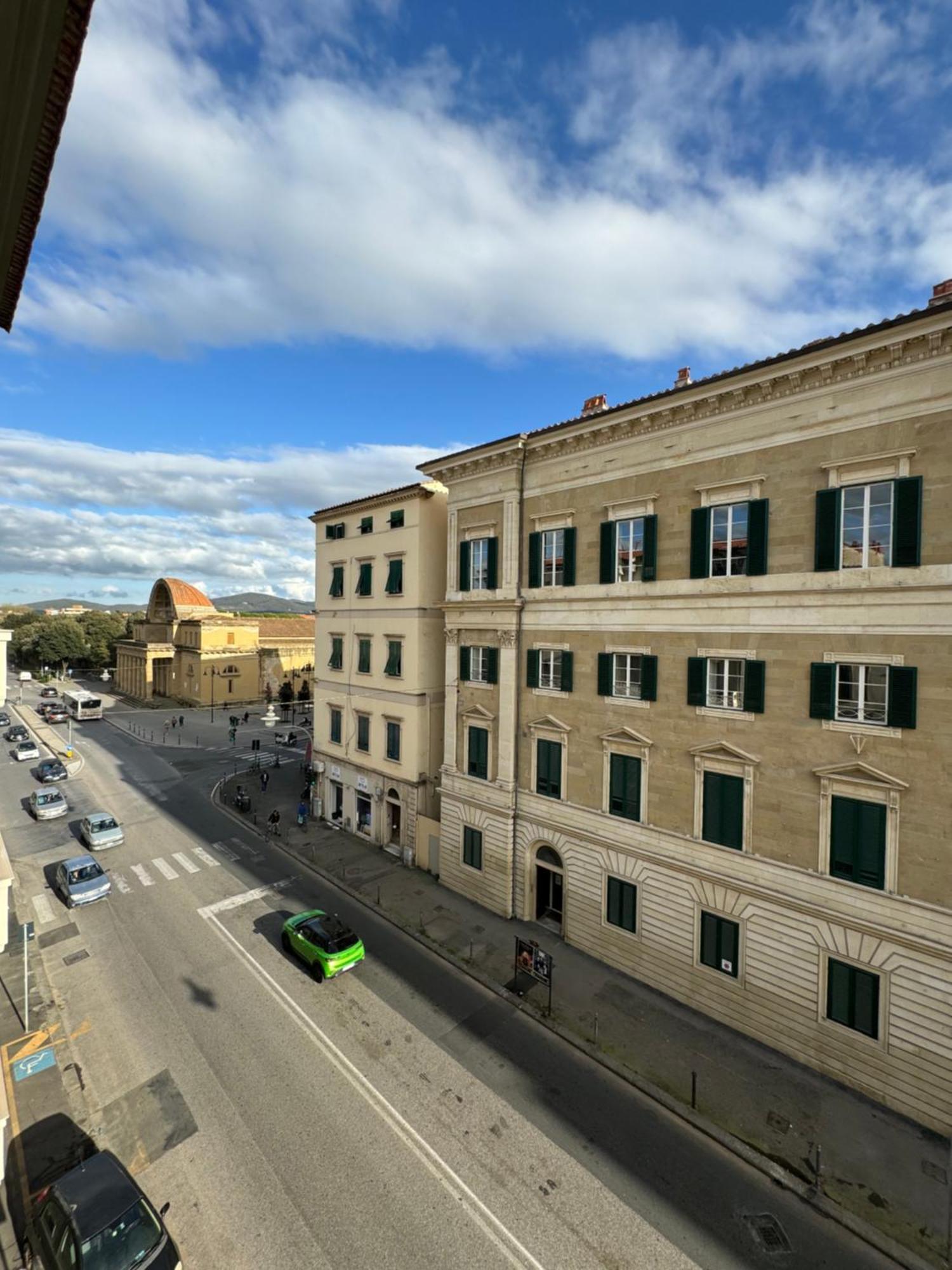 Aicha House Apartment Livorno Bagian luar foto