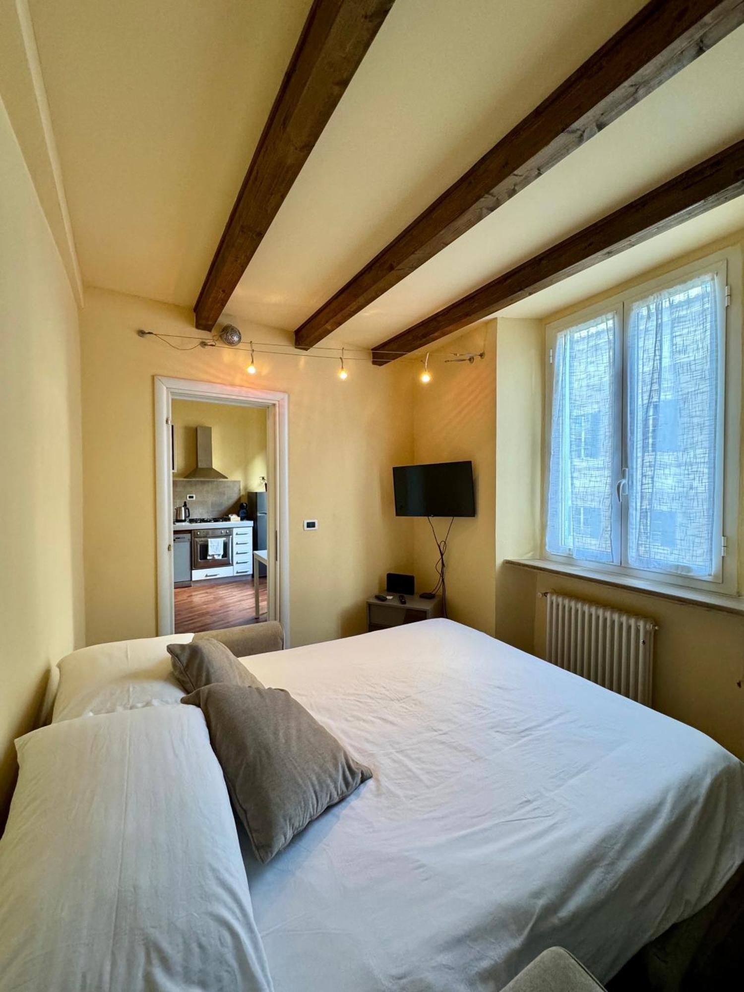 Aicha House Apartment Livorno Bagian luar foto